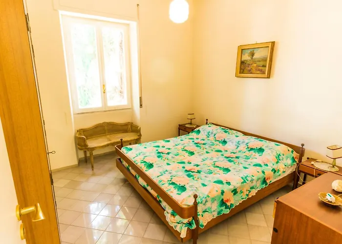 Indipendente * Ischia